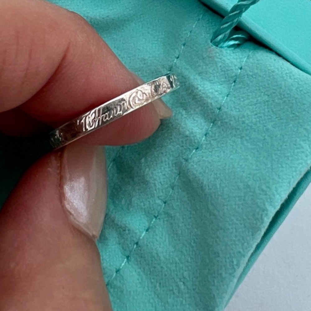 Tiffany and co New York Script Notes Ring Size